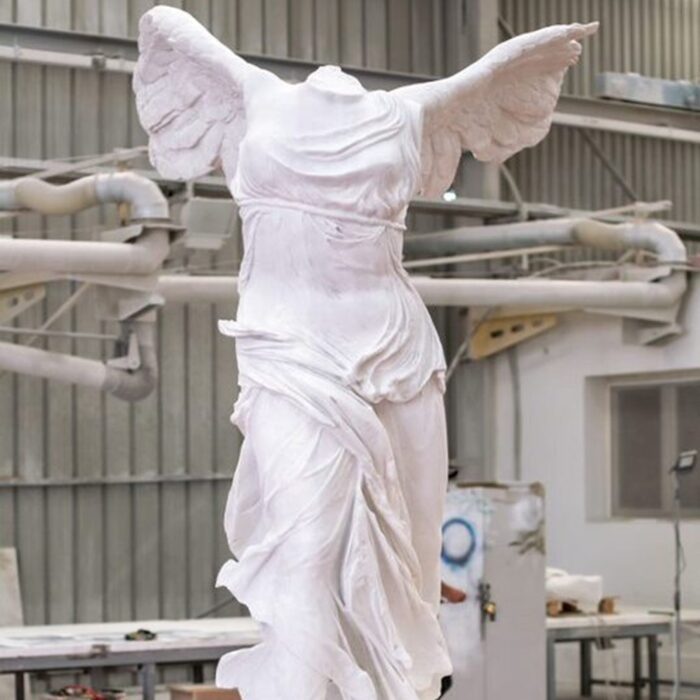 marmura-alba-sivec-statue-carved