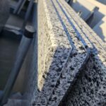 capac-funerar-monument-granit